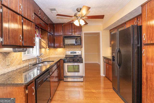 120 Fontaine Way, Fayetteville, GA 30215