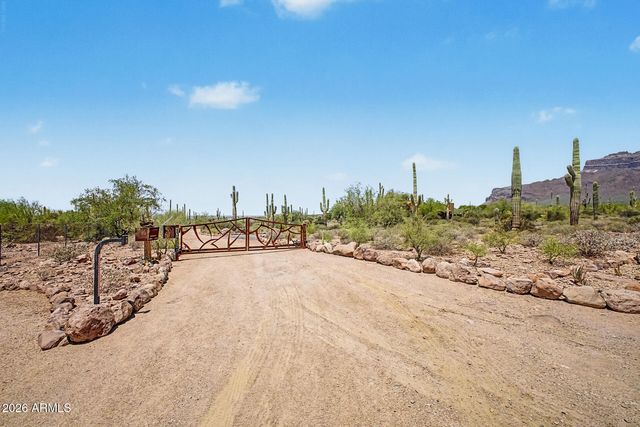 10196 E Open Sky Drive, Gold Canyon, AZ 85118