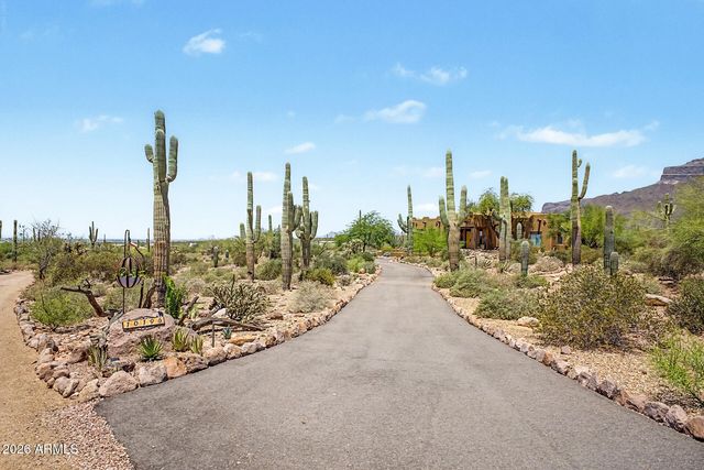 10196 E Open Sky Drive, Gold Canyon, AZ 85118