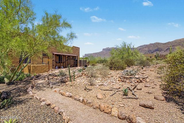 10196 E Open Sky Drive, Gold Canyon, AZ 85118