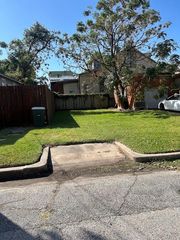 1205 29th, Galveston, TX 77550