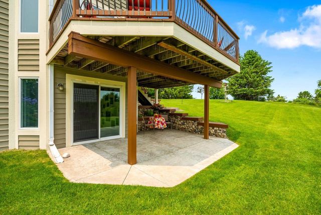 N86W31686 Kilbourne ROAD, Hartland, WI 53029