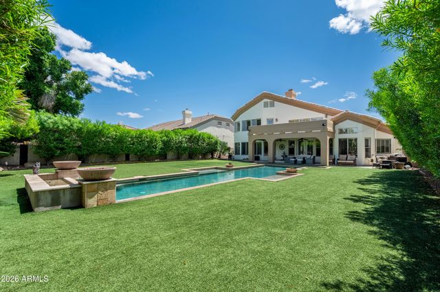 1442 E CATAMARAN Drive, Gilbert, AZ 85234