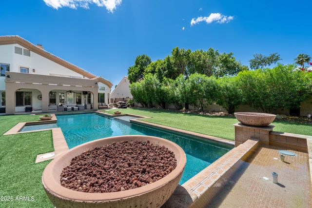 1442 E CATAMARAN Drive, Gilbert, AZ 85234