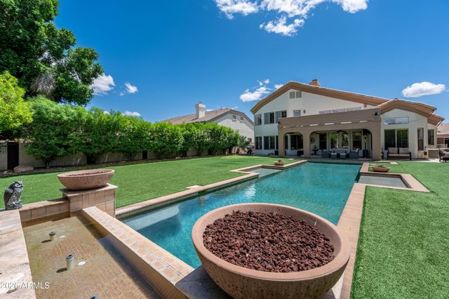1442 E CATAMARAN Drive, Gilbert, AZ 85234
