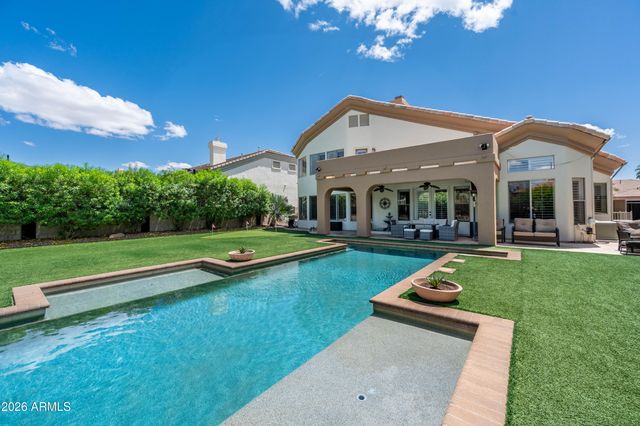 1442 E CATAMARAN Drive, Gilbert, AZ 85234