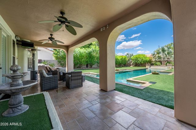 1442 E CATAMARAN Drive, Gilbert, AZ 85234