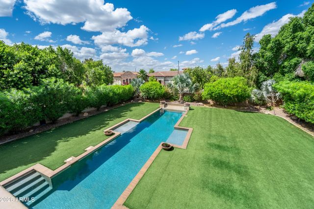 1442 E CATAMARAN Drive, Gilbert, AZ 85234
