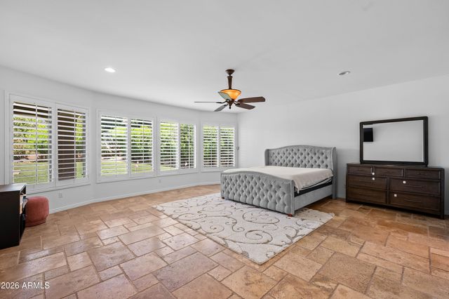 1442 E CATAMARAN Drive, Gilbert, AZ 85234