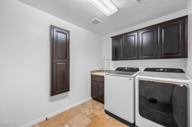 1442 E CATAMARAN Drive, Gilbert, AZ 85234