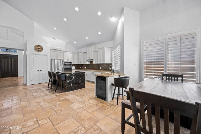 1442 E CATAMARAN Drive, Gilbert, AZ 85234