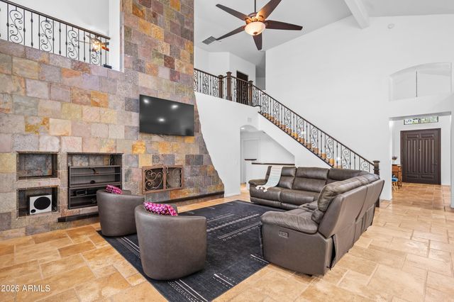 1442 E CATAMARAN Drive, Gilbert, AZ 85234