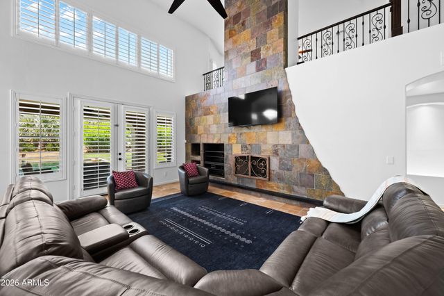 1442 E CATAMARAN Drive, Gilbert, AZ 85234