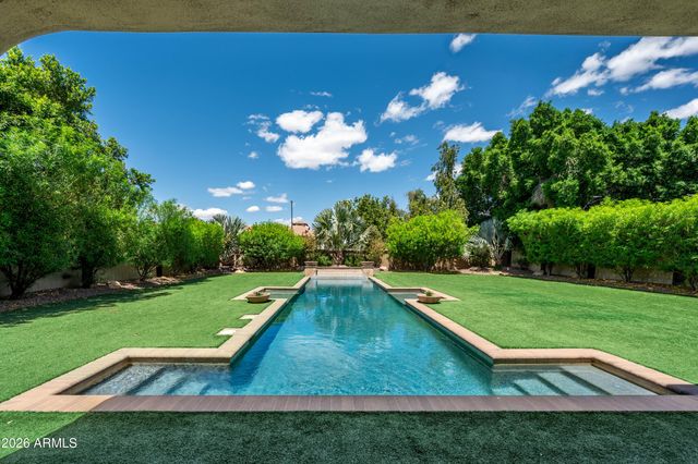 1442 E CATAMARAN Drive, Gilbert, AZ 85234