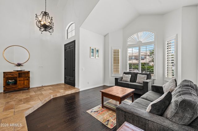 1442 E CATAMARAN Drive, Gilbert, AZ 85234