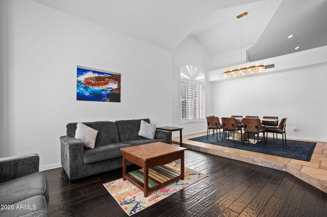 1442 E CATAMARAN Drive, Gilbert, AZ 85234