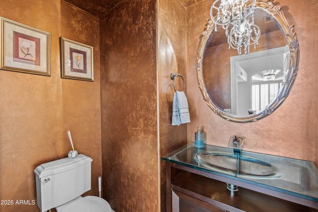 1442 E CATAMARAN Drive, Gilbert, AZ 85234