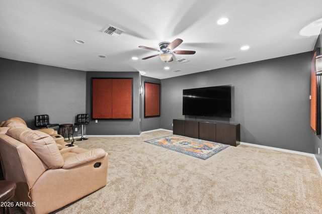 1442 E CATAMARAN Drive, Gilbert, AZ 85234