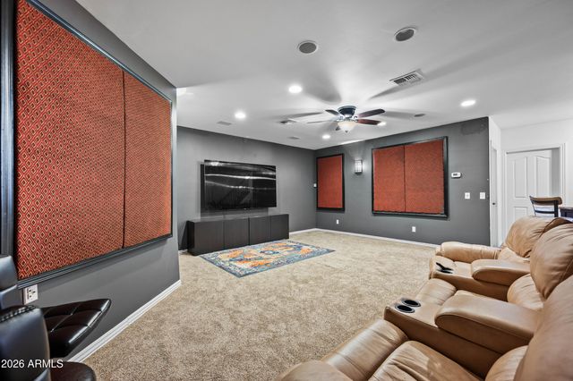 1442 E CATAMARAN Drive, Gilbert, AZ 85234