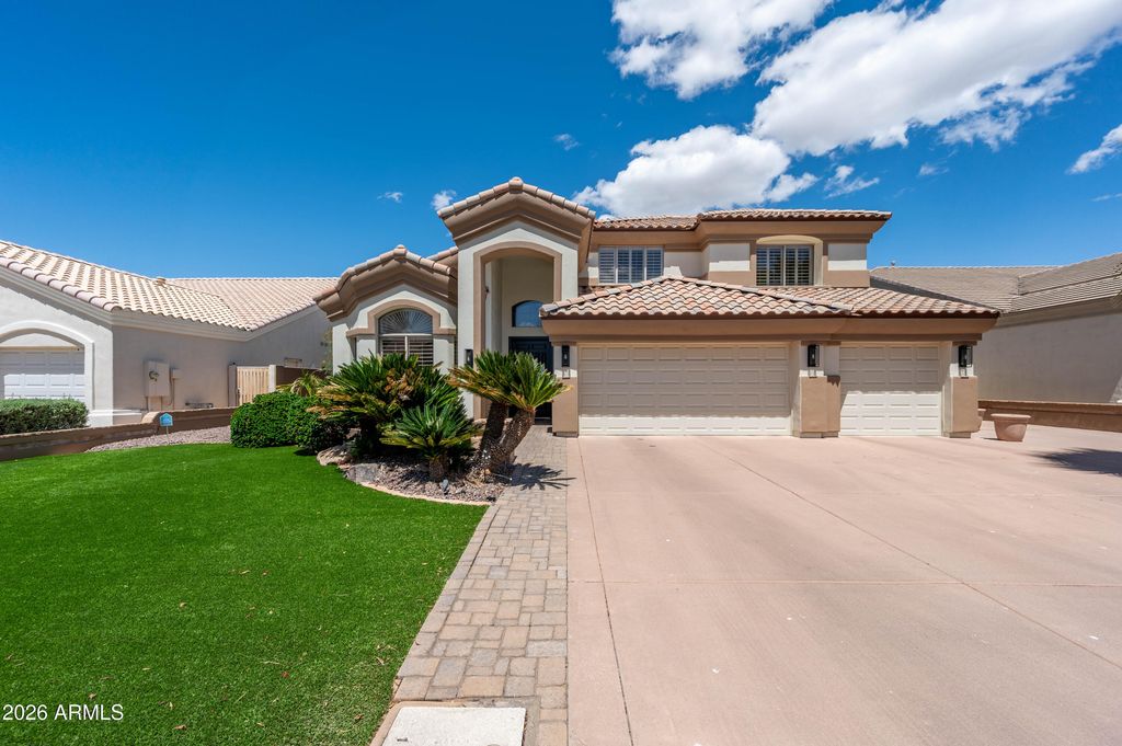1442 E CATAMARAN Drive, Gilbert, AZ 85234