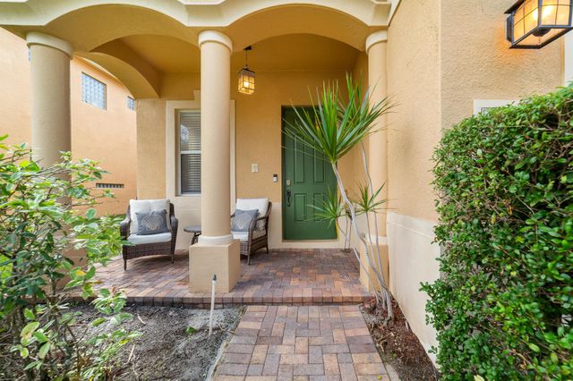 254 Gazetta Way, West Palm Beach, FL 33413