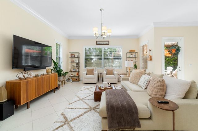 254 Gazetta Way, West Palm Beach, FL 33413