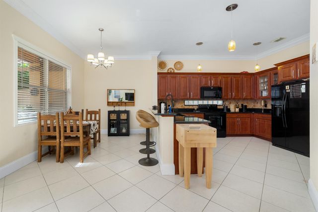 254 Gazetta Way, West Palm Beach, FL 33413