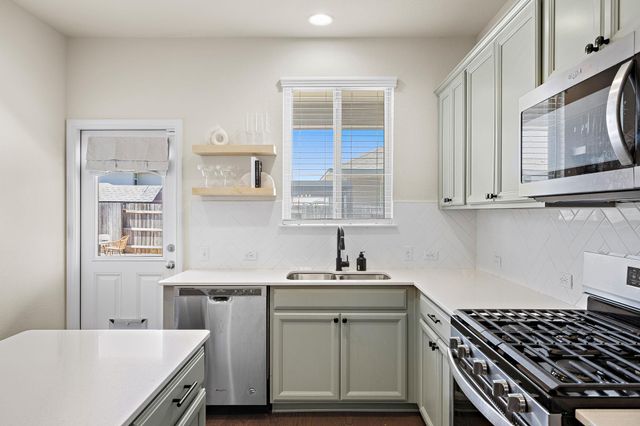 218 Bonnet BLVD, Georgetown, TX 78628