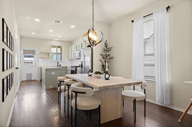 218 Bonnet BLVD, Georgetown, TX 78628
