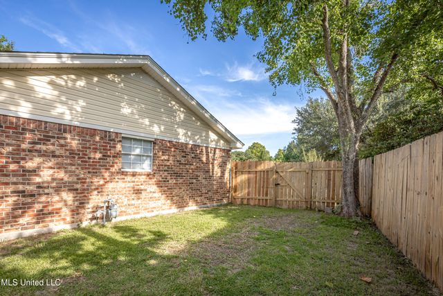 12505 W Canterbury Drive, Ocean Springs, MS 39564