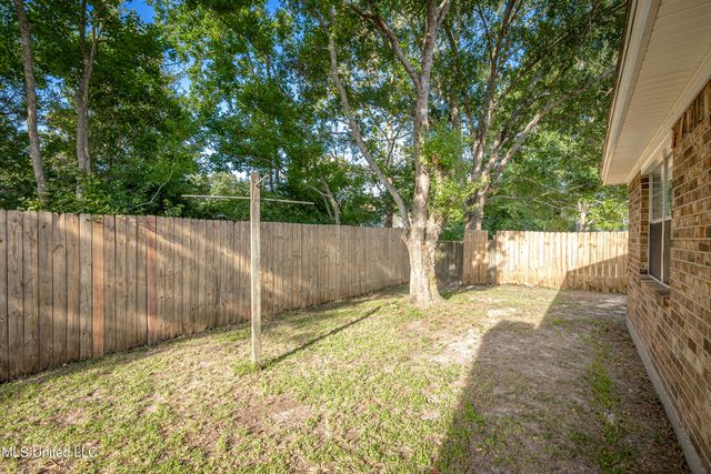 12505 W Canterbury Drive, Ocean Springs, MS 39564