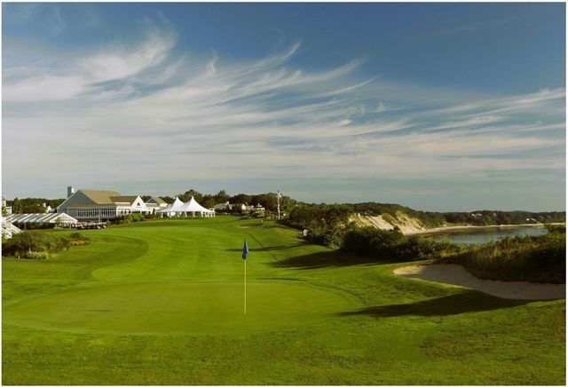 53 White Cliff Dr, Plymouth, MA 02360