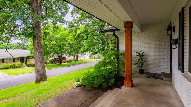 21 Pamela Drive, Little Rock, AR 72227