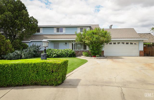 3008 Doris Lane, Bakersfield, CA 93304