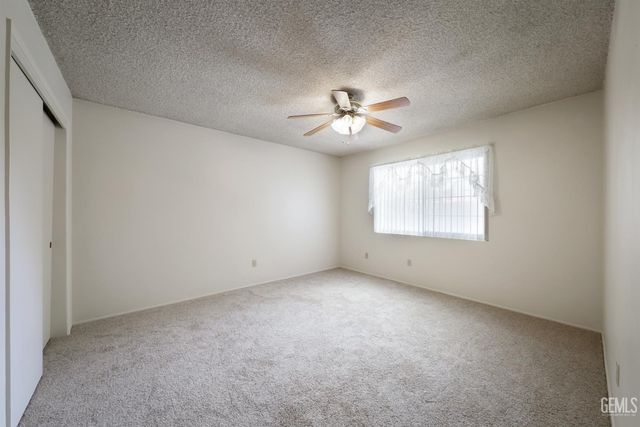 3008 Doris Lane, Bakersfield, CA 93304