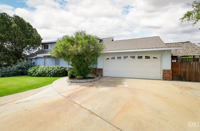 3008 Doris Lane, Bakersfield, CA 93304