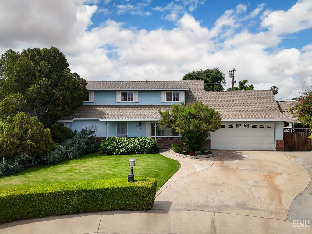 3008 Doris Lane, Bakersfield, CA 93304