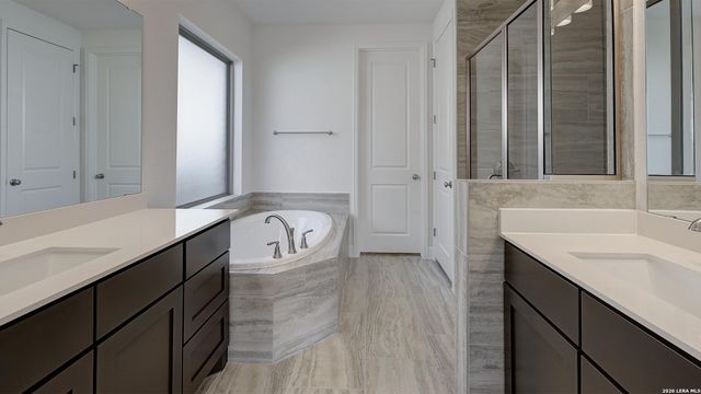 1211 Argon Way, San Antonio, TX 78245