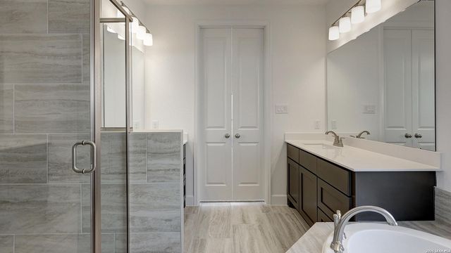 1211 Argon Way, San Antonio, TX 78245