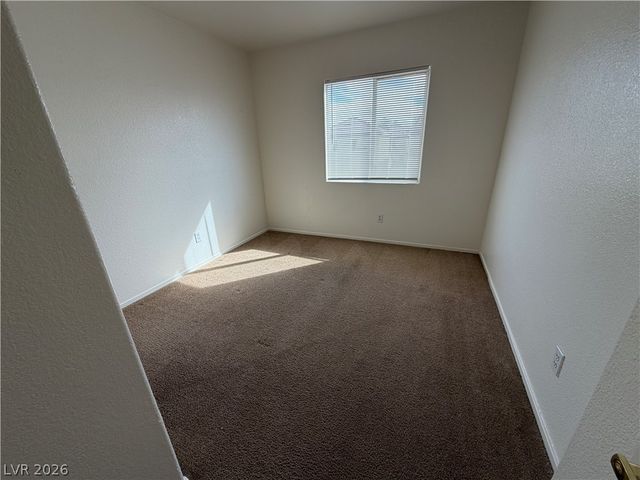 5211 Paradise Skies Avenue, Las Vegas, NV 89156