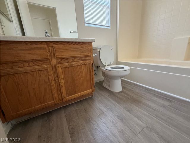 5211 Paradise Skies Avenue, Las Vegas, NV 89156