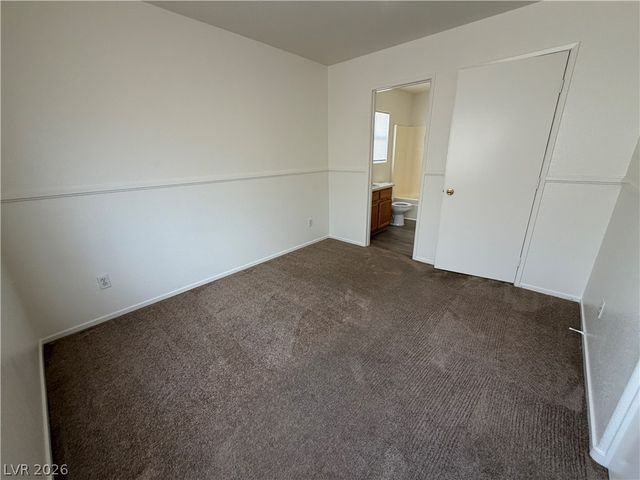 5211 Paradise Skies Avenue, Las Vegas, NV 89156