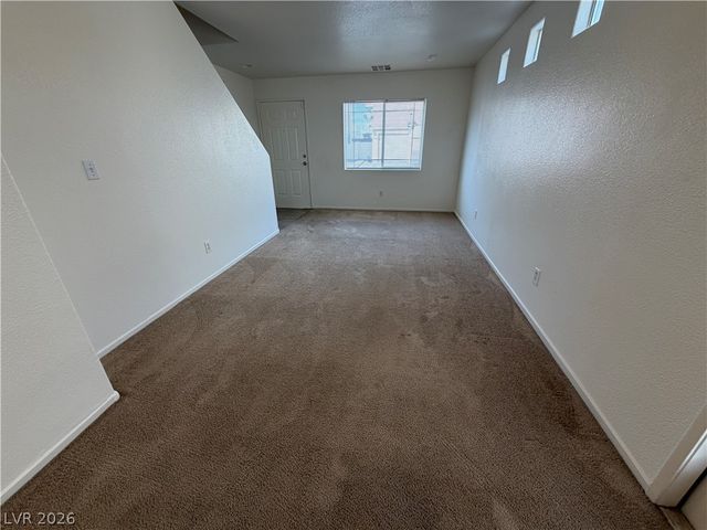 5211 Paradise Skies Avenue, Las Vegas, NV 89156