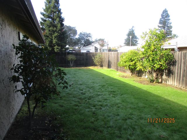 7072 Sunburst Way, Citrus Heights, CA 95621