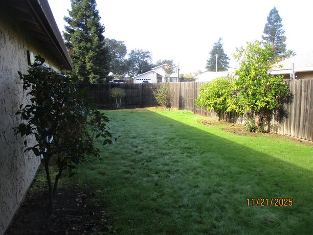 7072 Sunburst Way, Citrus Heights, CA 95621