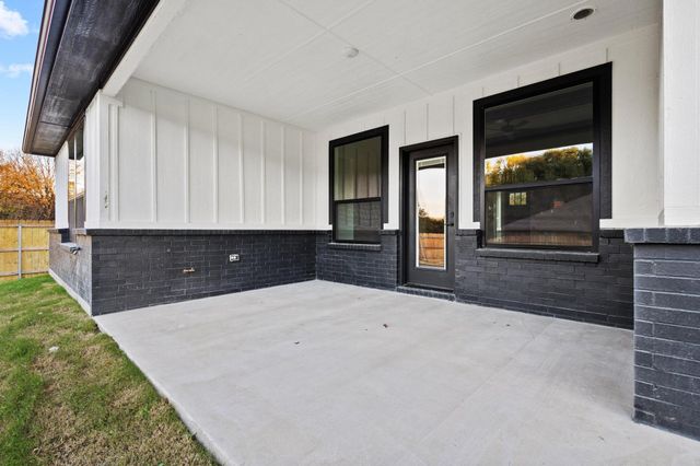 4605 Dripping Springs Road, Sherman, TX 75090