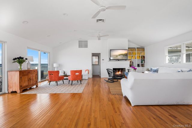 654A Dune Road, Westhampton Dunes, NY 11978