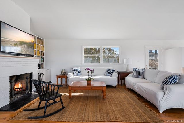 654A Dune Road, Westhampton Dunes, NY 11978