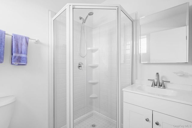 654A Dune Road, Westhampton Dunes, NY 11978