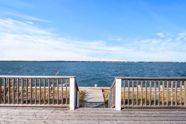 654A Dune Road, Westhampton Dunes, NY 11978